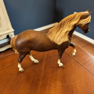 Breyer Tobe the Rocky Mountain Horse #914